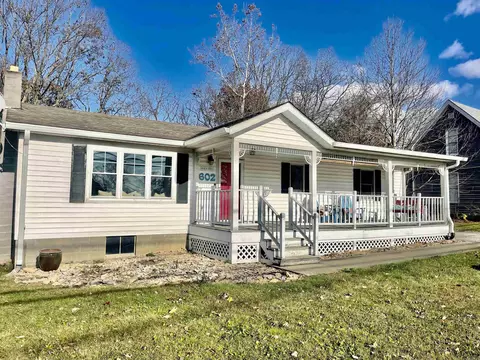 602 Lafayette Ave, Oolitic, IN 47451 photo 1