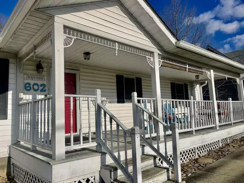 602 Lafayette Ave, Oolitic, IN 47451 photo 2