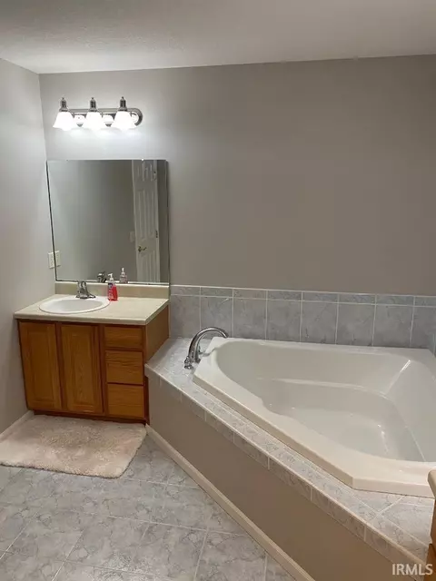 95 Meadow Ln, Hamilton, IN 46742 photo 19