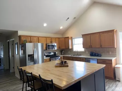 95 Meadow Ln, Hamilton, IN 46742 photo 7