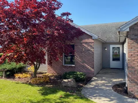 95 Meadow Ln, Hamilton, IN 46742 photo 2