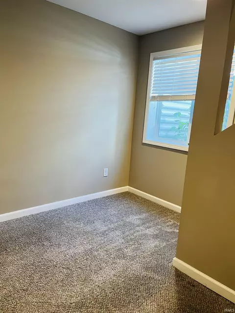 205 E Maple St, Bremen, IN 46506 photo 15
