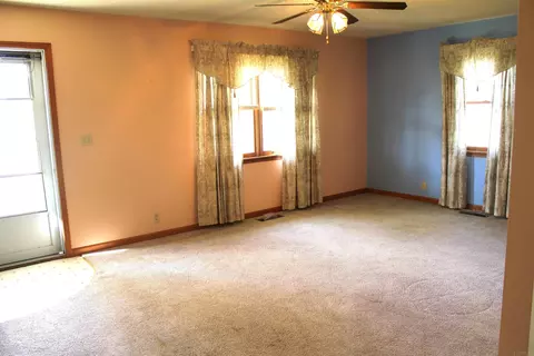 101 S Broad St, Dunkirk, IN 47336 photo 2