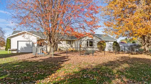 4711 E Cardinal Dr, Syracuse, IN 46567 photo 28