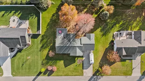 4711 E Cardinal Dr, Syracuse, IN 46567 photo 31