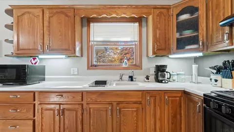 4711 E Cardinal Dr, Syracuse, IN 46567 photo 11