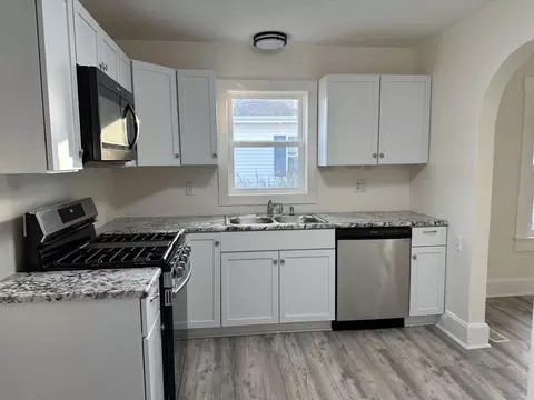 1811 4th St, Bedford, IN 47421 photo 3