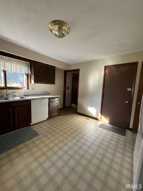 3360 N 100 E, Lagrange, IN 46761 photo 4