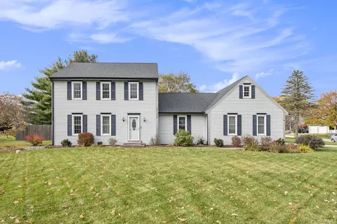 51575 Shaker Ln, Granger, IN 46530 photo 1