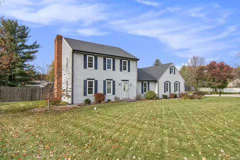 51575 Shaker Ln, Granger, IN 46530 photo 3