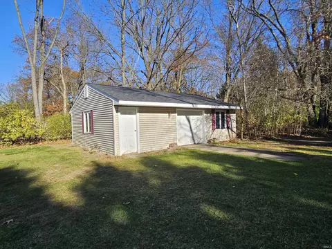 51374 Cherry Rd, Granger, IN 46530 photo 5