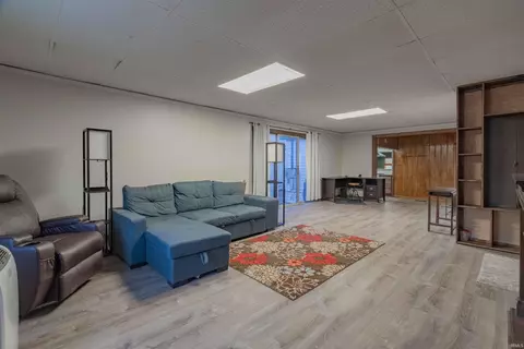 256 E Maple St, Wabash, IN 46992 photo 17