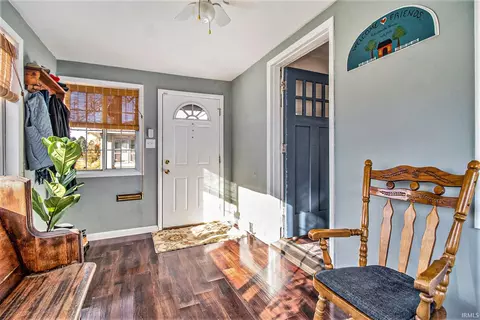 913 Ewing Ave, South Bend, IN 46613 photo 5
