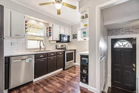913 Ewing Ave, South Bend, IN 46613 photo 11
