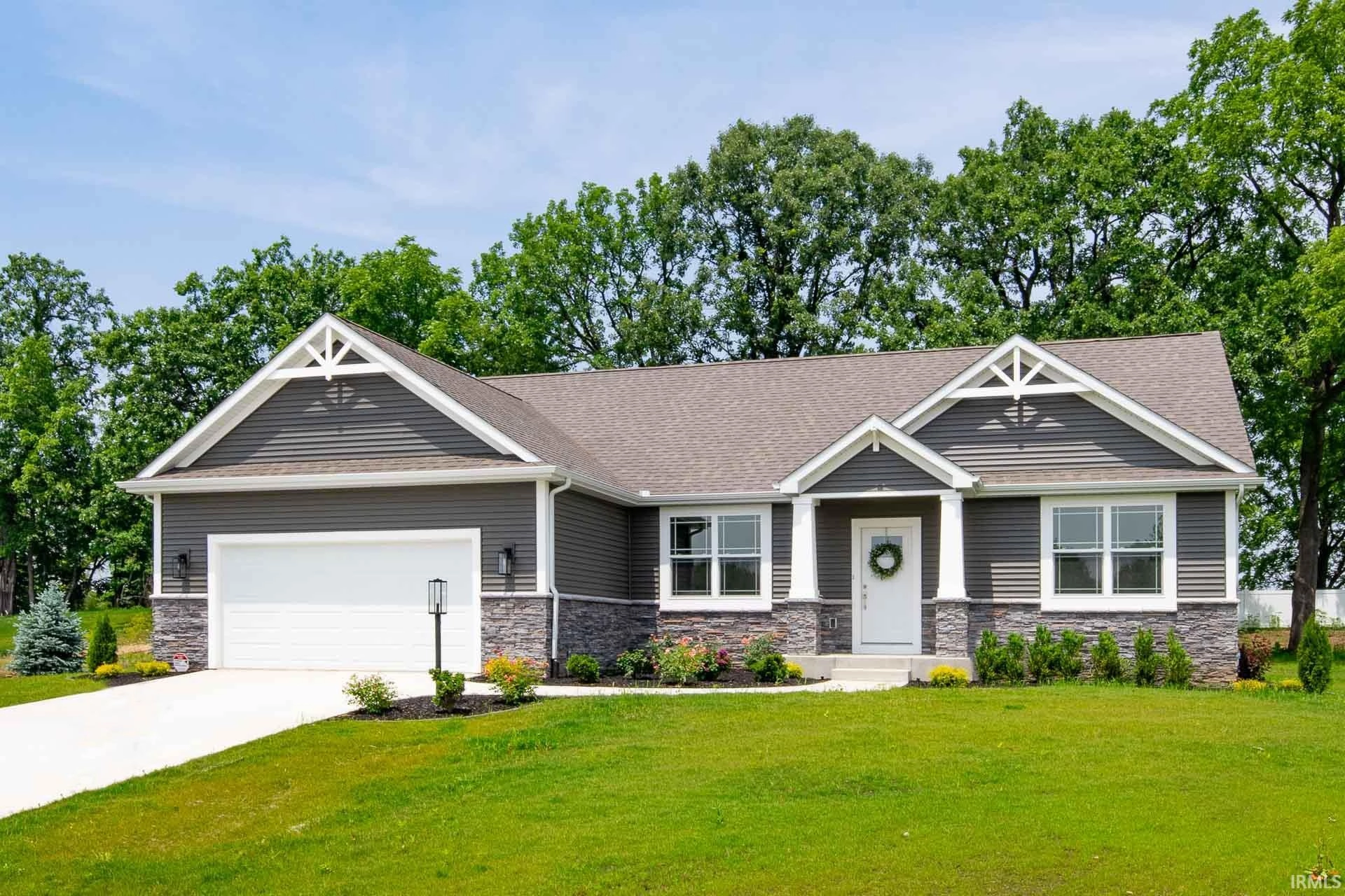 25535 Scent Trl Unit Lot 434  