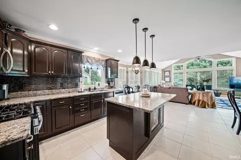 51179 Heatherton Ct, Granger, IN 46530 photo 11