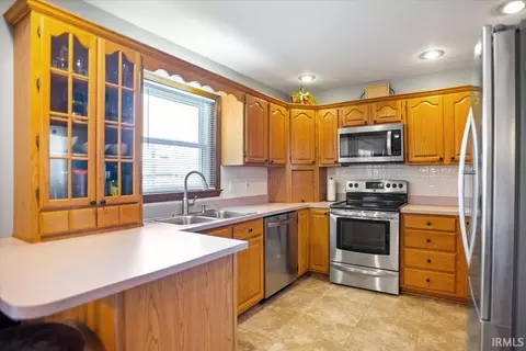 233 Daisy Ln, Jasper, IN 47546 photo 10