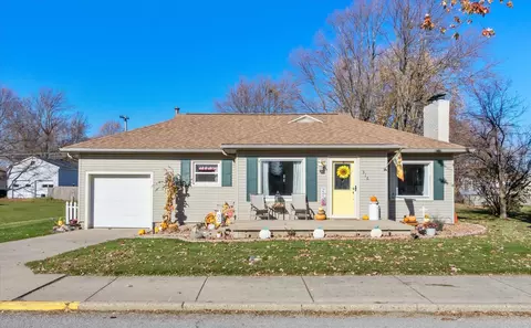 316 E Sherman St, Windfall, IN 46076 photo 1