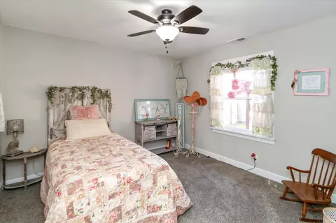 316 E Sherman St, Windfall, IN 46076 photo 12