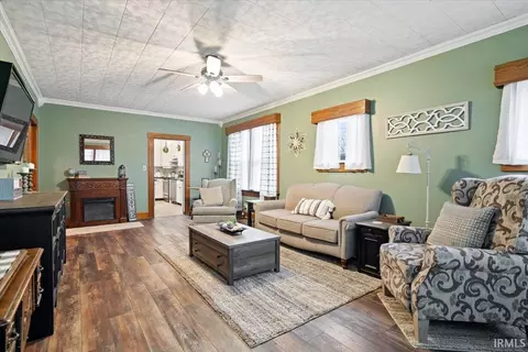 326 E 5th St, Jasper, IN 47546 photo 4