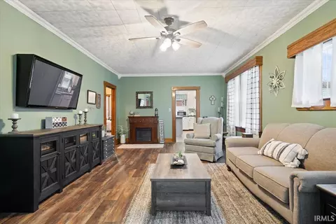 326 E 5th St, Jasper, IN 47546 photo 5