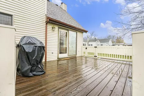 706 E John St, Nappanee, IN 46550 photo 15