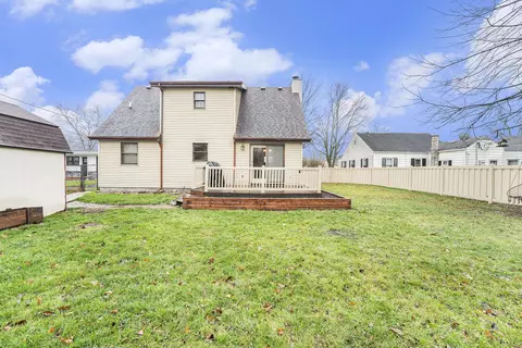 706 E John St, Nappanee, IN 46550 photo 16