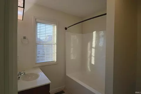 2772 E Bressingham Gdn Way, Bloomington, IN 47401 photo 23