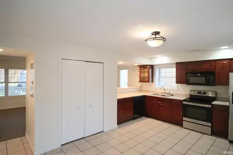 2772 E Bressingham Gdn Way, Bloomington, IN 47401 photo 14