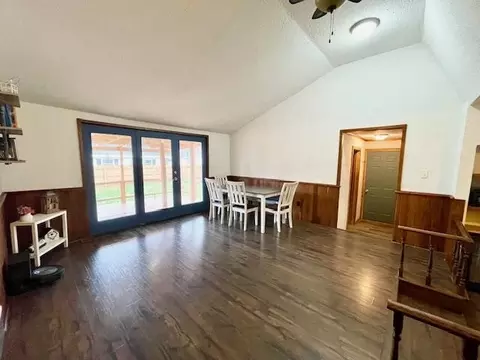 107 E Sunset Dr, Bourbon, IN 46504 photo 7