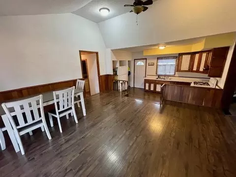 107 E Sunset Dr, Bourbon, IN 46504 photo 11