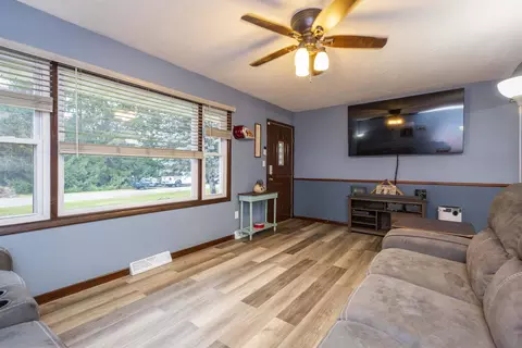 52074 Cheryl Dr, Granger, IN 46530 photo 4
