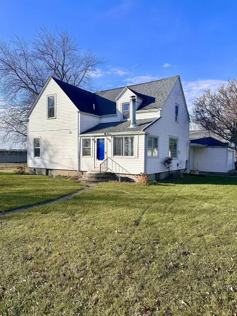 16606 Swank St, Yoder, IN 46798 photo 1