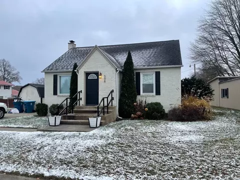 508 E Maple St, Bremen, IN 46506 photo 1