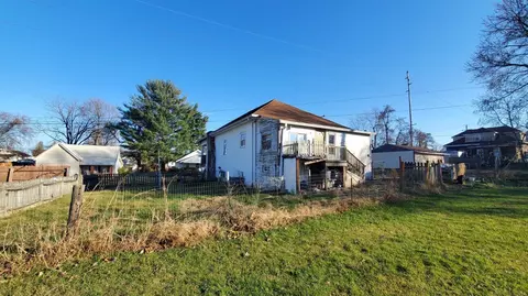 323 M St, Bedford, IN 47421 photo 3