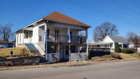 323 M St, Bedford, IN 47421 photo 2
