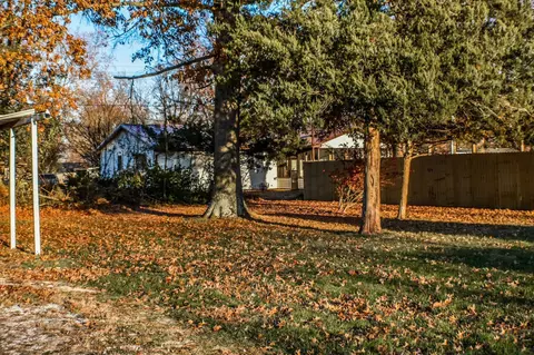 156 Pleasant View Dr, Mitchell, IN 47446 photo 3
