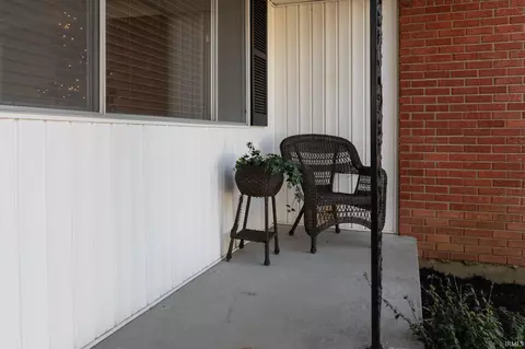 4023 W Stapleton Ave, Bloomington, IN 47403 photo 2
