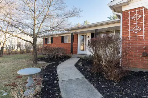 4023 W Stapleton Ave, Bloomington, IN 47403 photo 1