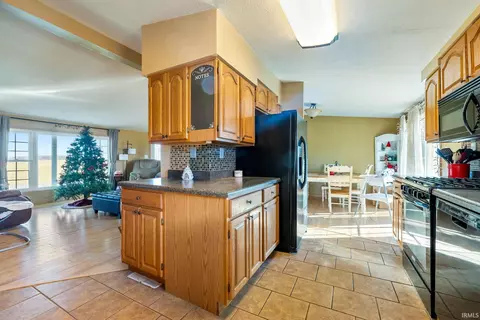 3379 E 900 S, Claypool, IN 46510 photo 13