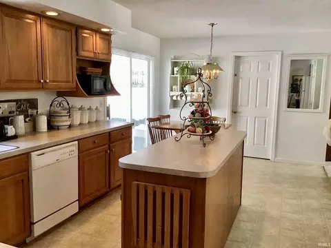 50618 Geranium Ct, Granger, IN 46530 photo 11