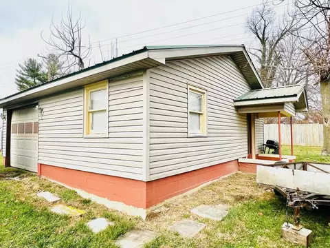 901 W Grissom Ave, Mitchell, IN 47446 photo 8