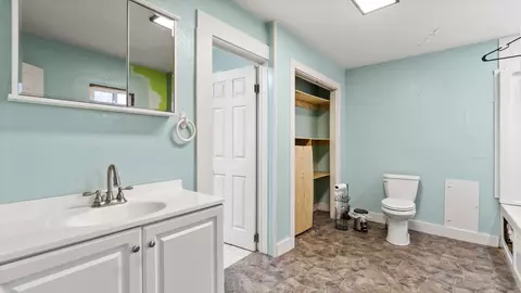 290 W Douglas St, Waterloo, IN 46793 photo 11