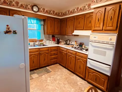 421 W Joy St, Bloomington, IN 47403 photo 10