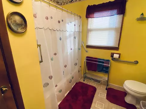 421 W Joy St, Bloomington, IN 47403 photo 17