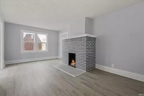 1306 Eclipse Pl, South Bend, IN 46628 photo 2