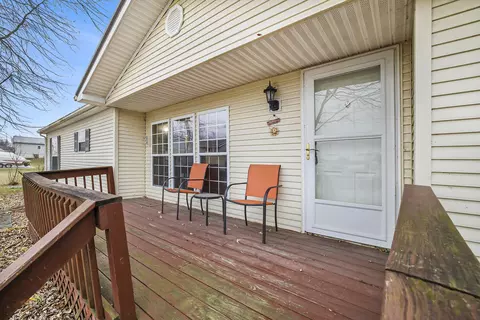 8378 E Hatchery Rd, Syracuse, IN 46567 photo 5