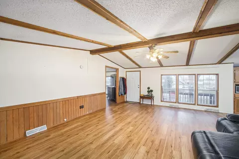 8378 E Hatchery Rd, Syracuse, IN 46567 photo 9