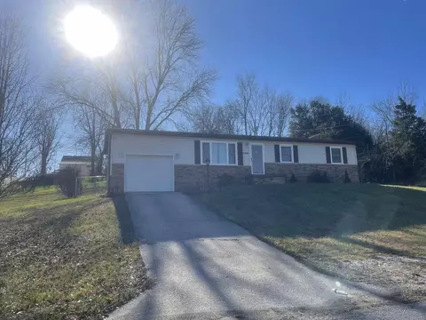 1104 23rd St, Bedford, IN 47421 photo 1