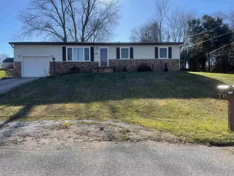 1104 23rd St, Bedford, IN 47421 photo 2